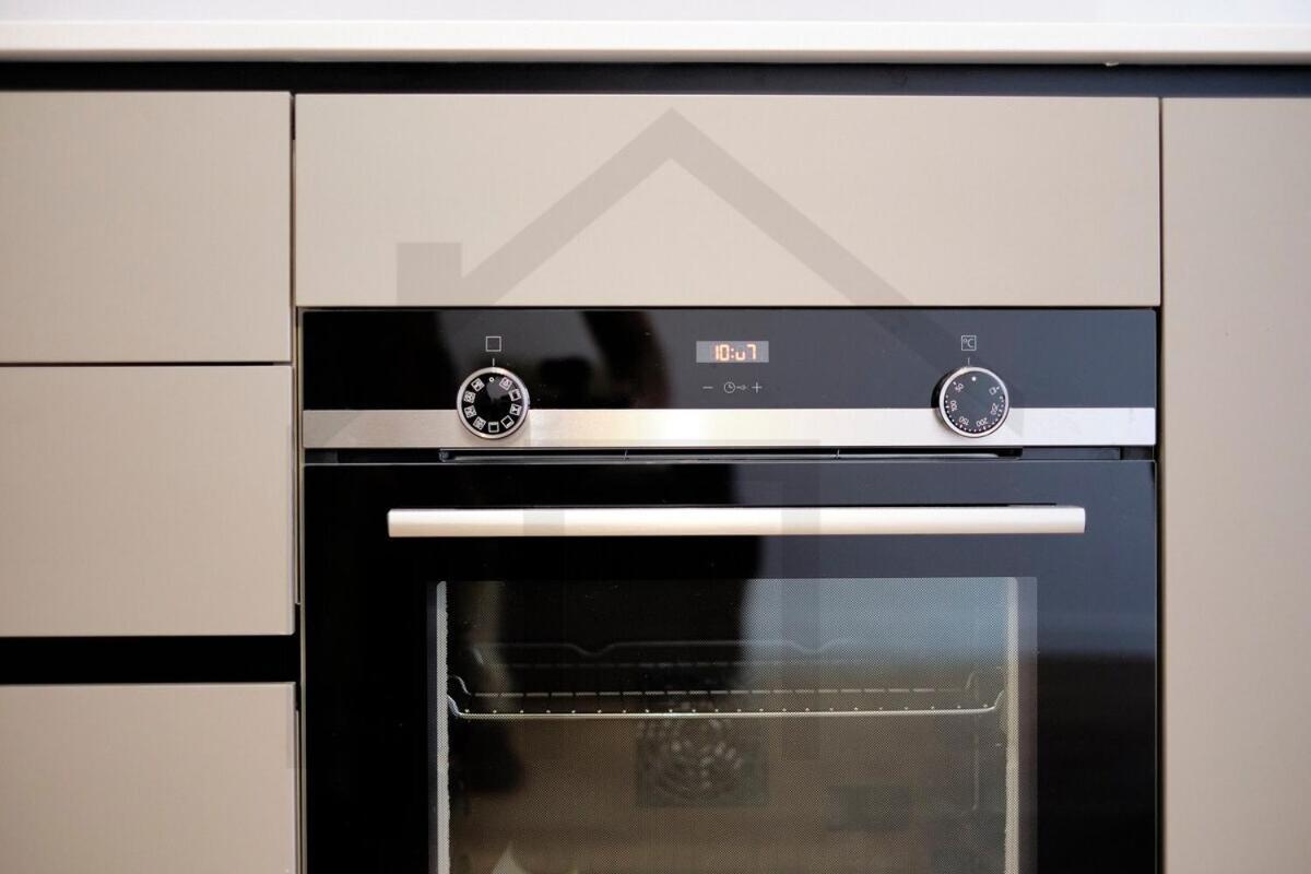 Cervantes - Apartamento A Estrenar Con Parking Gijón Kültér fotó