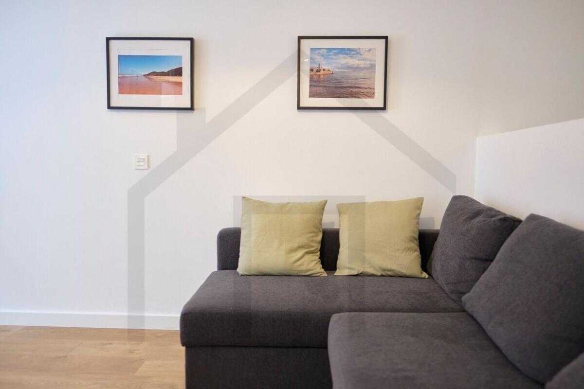 Cervantes - Apartamento A Estrenar Con Parking Gijón Kültér fotó