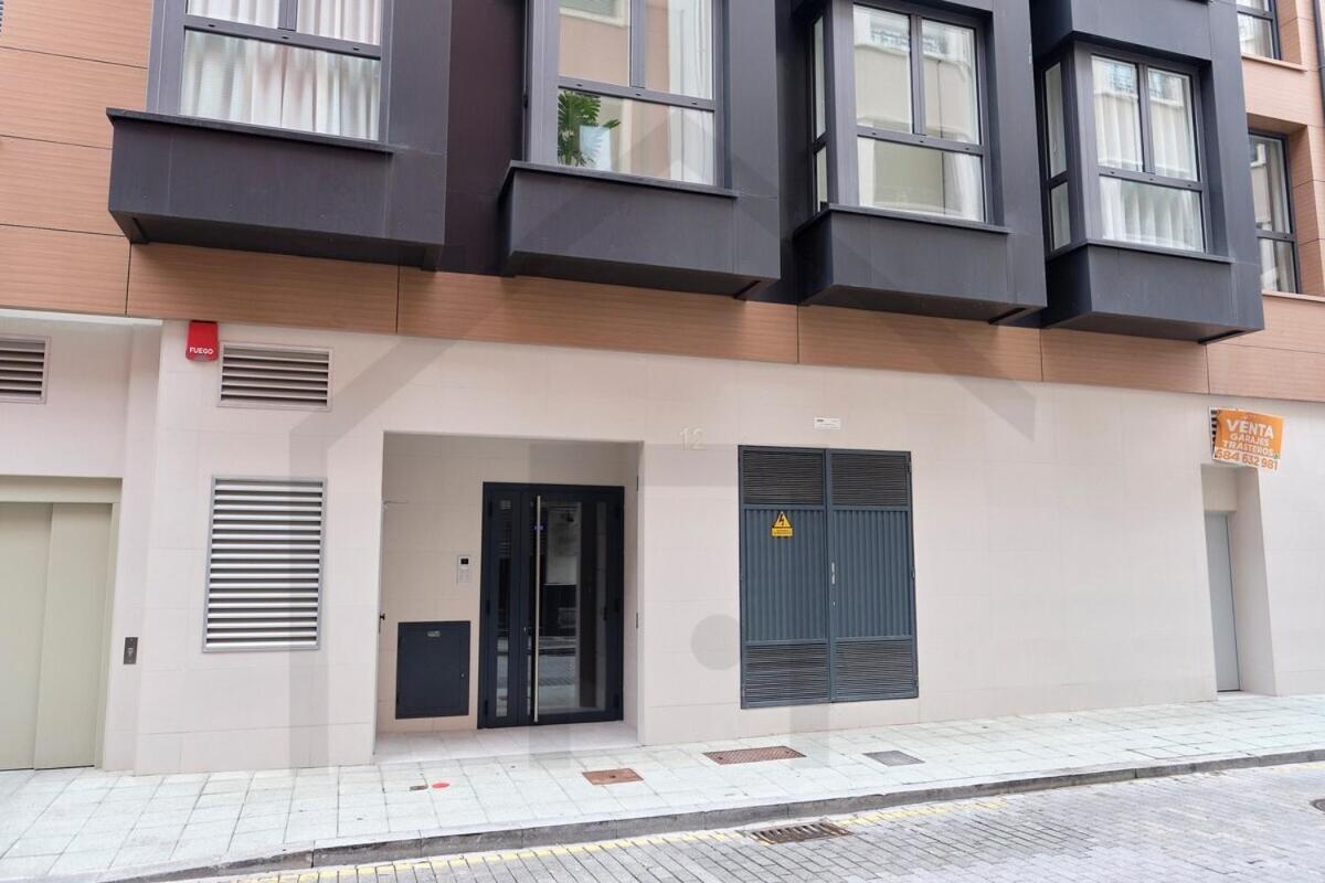 Cervantes - Apartamento A Estrenar Con Parking Gijón Kültér fotó
